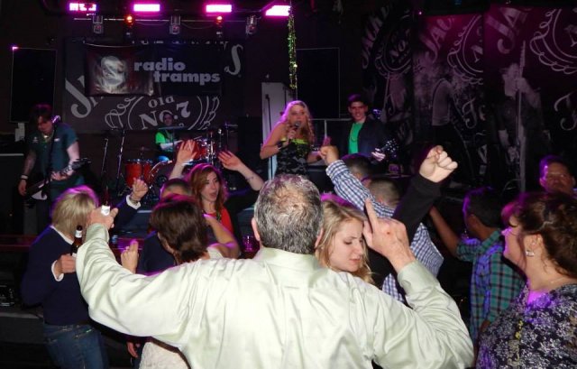 RadioTramps - Turtle Creek Tavern Sports Bar - Columbus - St. Paddys Day