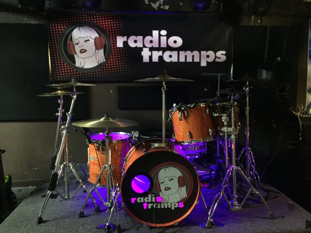 RadioTramps - Lazy Chameleon - Powell